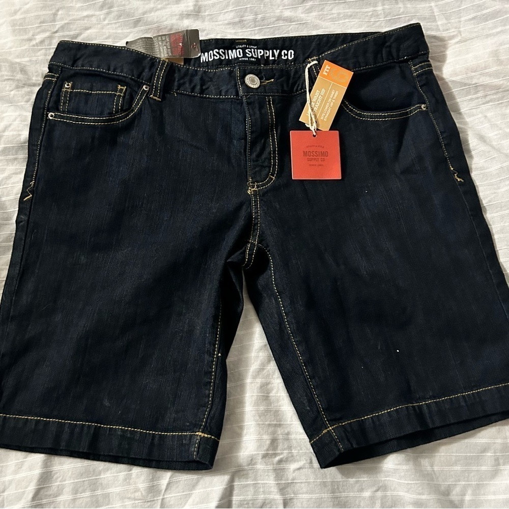 NWT Mossimo Supply Co Denim Women's Shorts Lower Waist Straight Hip Fit 6 Sz 17